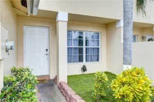 8992 NW 53rd St, Sunrise, FL 33351, Sold 02/26/21