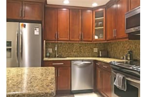 6379 Bay Club Dr, Fort Lauderdale, FL 33308, Sold 04/02/21