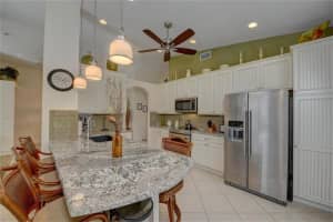 6967 SE Twin Oaks Cir, Stuart, FL 34997, Sold 03/05/21