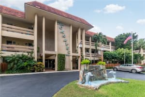 1700 SE 15th St, Fort Lauderdale, FL 33316, Sold 03/05/21