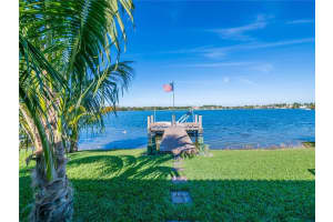 374 NW 120th Dr, Coral Springs, FL 33071, Sold 03/05/21
