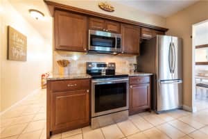 7402 Westwood Dr, Tamarac, FL 33321, Sold 03/05/21