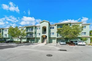 330 Crestwood Cir, Royal Palm Beach, FL 33411, Sold 02/26/21