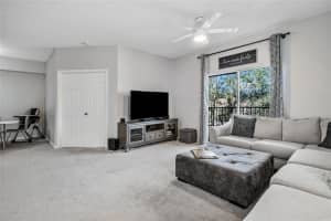 330 Crestwood Cir, Royal Palm Beach, FL 33411, Sold 02/26/21