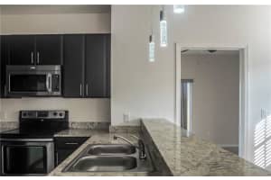 121 NW 2nd Ave, Hallandale Beach, FL 33009, Sold 03/12/21