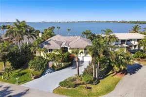 4283 NE Joes Point Rd, Stuart, FL 34996, Sold 04/23/21