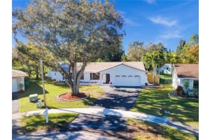 12640 SW 13th Manor, Davie, FL 33325, Sold 03/31/21