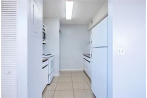 401 SW 86th Ave, Pembroke Pines, FL 33025, Sold 03/10/21