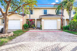 8970 NW 53rd St, Sunrise, FL 33351, Sold 03/12/21