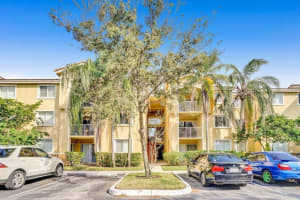 2640 S University Dr, Davie, FL 33328, Sold 02/26/21