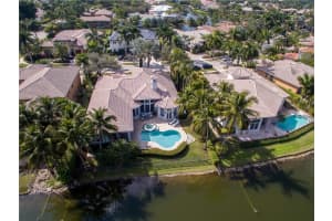 478 Sweet Bay Ave, Plantation, FL 33324, Sold 04/09/21