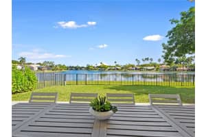 2098 Cove Ln, Weston, FL 33326, Sold 04/12/21