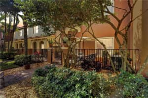 352 Lake Monterey Cir, Boynton Beach, FL 33426, Sold 03/18/21