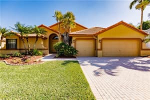 2924 E Abiaca Cir, Davie, FL 33328, Sold 04/09/21