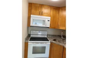 201 SE 6th Ave, Pompano Beach, FL 33060, Sold 03/08/21