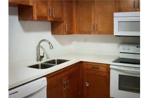 MLS# F10268785, Deerfield Beach, Florida 33064