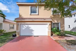 10561 SW 13th Ct, Pembroke Pines, FL 33025, Sold 05/19/21