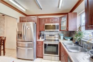 805 W Oakland Park Blvd APT E2, Wilton Manors, FL 33311, Sold 06/17/21