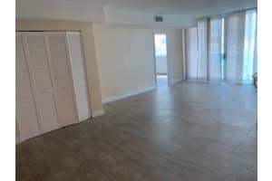 7501 E Treasure Dr #3t, North Bay Village, FL 33141, Sold 02/22/22