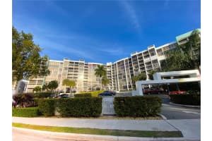 400 Leslie Dr, Hallandale Beach, FL 33009, Sold 07/16/21