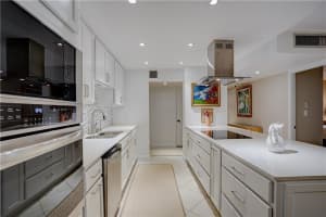 951 De Soto Rd, Boca Raton, FL 33432, Sold 06/08/21
