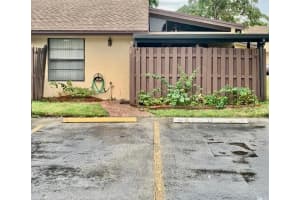 132 Gate Rd, Hollywood, FL 33024, Sold 09/10/21