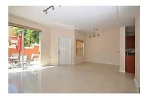 6104 NW 114th Pl, Doral, FL 33178, Sold 04/09/21