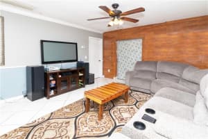 9234 SW 5th St, Boca Raton, FL 33428, Sold 08/06/21