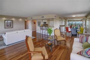 2500 E Las Olas Blvd, Fort Lauderdale, FL 33301, Sold 04/01/21