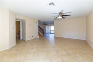 9132 Vineyard Lake Dr, Plantation, FL 33324, Sold 03/29/21