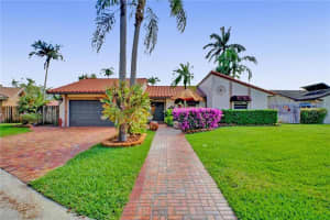 5550 SW 113th Ave, Cooper City, FL 33330, Sold 04/05/21