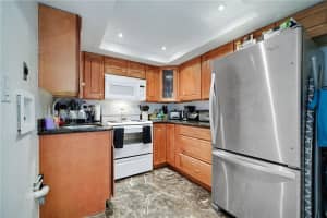 1050 SE 15th St, Fort Lauderdale, FL 33316, Sold 04/29/21