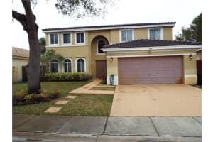 10753 SW 14th Pl, Davie, FL 33324, Sold 03/09/21