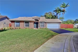 12455 SW 7th Pl, Davie, FL 33325, Sold 03/18/21
