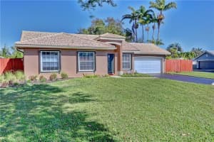 12455 SW 7th Pl, Davie, FL 33325, Sold 03/18/21