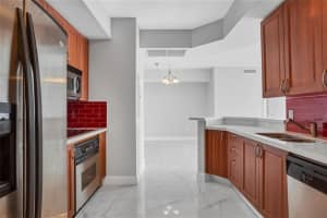 350 SE 2nd St, Fort Lauderdale, FL 33301, Sold 07/09/21