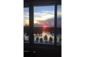 5005 Collins Ave # C5, Miami, FL 33140, Sold 01/13/22