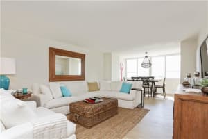 5005 Collins Ave # C5, Miami, FL 33140, Sold 01/13/22