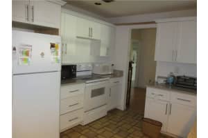 4802 Laurel Oaks Dr, Davie, FL 33330, Sold 06/01/21