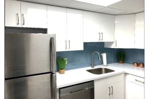 800 West Ave, Miami Beach, FL 33139, Sold 06/03/21