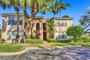 2736 S University Dr, Davie, FL 33328, Sold 03/15/21