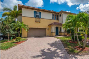 6053 NW 118th Dr, Tamarac, FL 33321, Sold 04/22/21