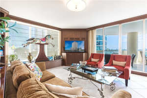 411 N New River Dr E, Fort Lauderdale, FL 33301, Sold 07/07/21