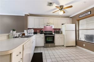 4925 W Lakes Dr, Deerfield Beach, FL 33442, Sold 04/01/21