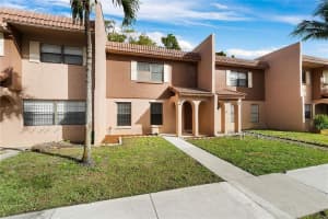 43 Madrid Ln, Davie, FL 33324, Sold 03/26/21
