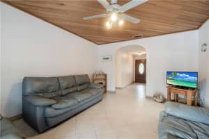 11580 SW 3rd St, Plantation, FL 33325, Sold 03/05/21