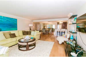 1 Las Olas Cir, Fort Lauderdale, FL 33316, Sold 09/14/21