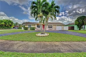 1000 SW 128th Dr, Davie, FL 33325, Sold 03/15/21