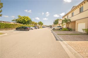 1997 Freeport Dr, West Palm Beach, FL 33404, Sold 03/19/21