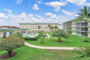 810 SE 7th St, Deerfield Beach, FL 33441, Sold 04/15/21